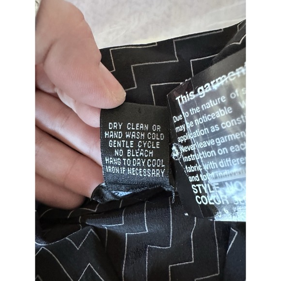 VTG City Silk 100% Silk Blouse Size PL Quiet Luxury Patterned Black Deadstock - Picture 7 of 10